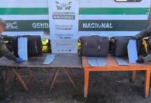 Salieron de Salta con valijas confeccionadas con láminas en las telas para ocultar 6 kilos de cocaína