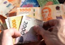 4 cordobeses se divertían en Orán pagando con billetes falsos