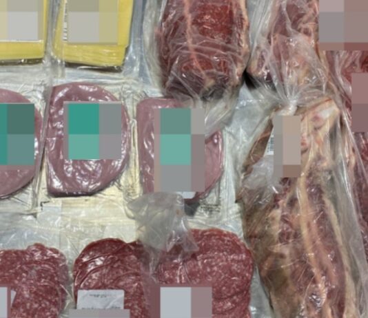 2 mujeres detenidas por robar fiambres para la picada y carne para el asado en el Carrefour