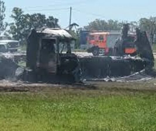 Dos jujeños murieron en un violento choque frontal de dos camiones en Santa Fe