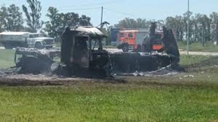 choque dos camiones en santa fe