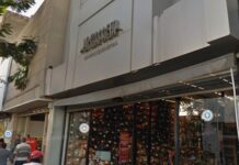 Un cortocircuito provoco el incendio en la marroquinería de la Peatonal Alberdi