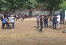 Protesta de agrupación de desocupados a la vera de ruta 34, en Mosconi