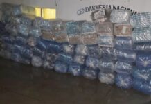 Bagayeros abandonan en el monte de Orán 880 kilos de coca y 17.350 paquetes de cigarrillos