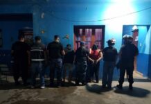 Asesinó de una puñalada a un hombre en Embarcación e intento escapar por las vías junto a su madre