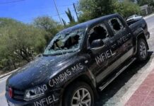 Una mujer se vengó tras descubrir una infidelidad y provocó destrozos en la camioneta de su pareja