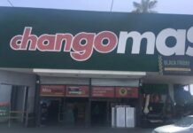 Dos detenidos por robo en el Chango Mas