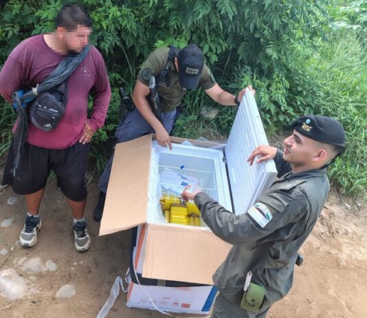 Boliviano cruzo de Bermejo a Aguas Blancas cargando un freezer con 31 kilos de cocaína