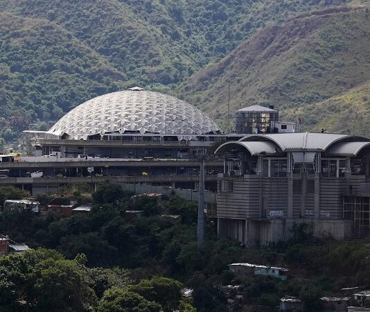 Delcy Rodríguez anunció una amnistía general para los presos políticos en Venezuela y el cierre del Helicoide