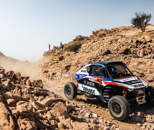 Kevin Benavides hace historia ganando la etapa 7 del Rally Dakar 2026 en Challenger