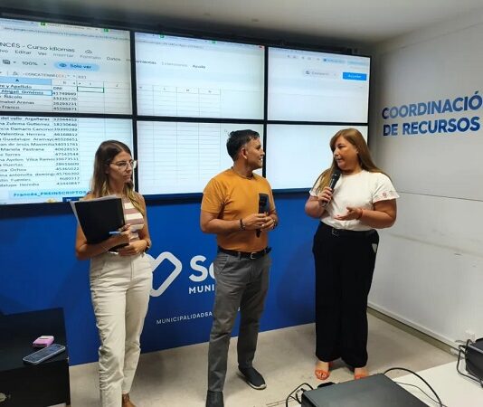 La Municipalidad ya tiene los 800 beneficiarios que recibirán las becas para estudiar idiomas