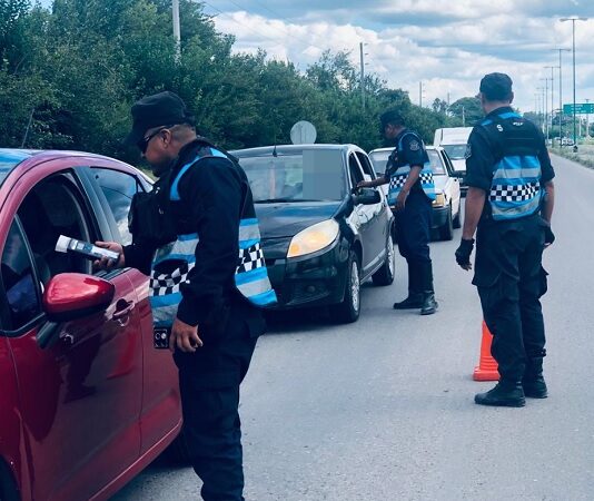 Multaron el fin de semana a 100 conductores ebrios en Salta
