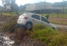 El temporal en Metán arrastró un auto con dos ocupantes en plena Ruta 9/34