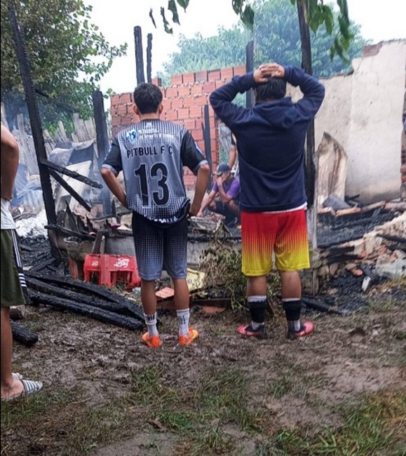 incendio en barrio 4 de junio en oran
