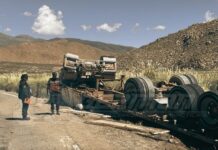 Un camión volcó en la ruta 51 en Santa Rosa de Tastil y el chofer fue trasladado de urgencia al San Bernardo