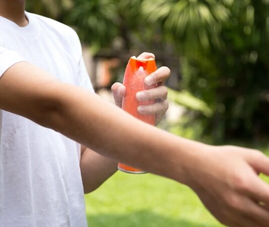 ¡Ojo! Los chinos fabricaron un “OFF” trucho y la ANMAT prohibió su venta