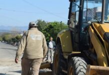 Avanza la última etapa de cordón cuneta en Avenida Rovaletti y refuerzan la red hídrica en barrios de R° de la Frontera