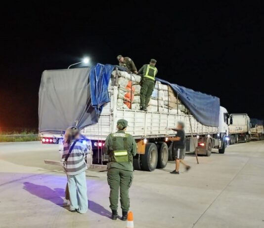 Camión salió de Orán y lo pararon en Córdoba con mercadería de contrabando por más de 300 millones