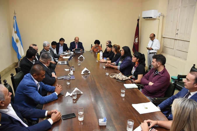 senado con referentes indigenas