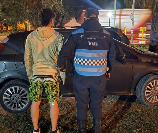 La Policía secuestra en la Circunvalación Oeste un auto robado en Buenos aires