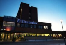 Una empresa ensambladora de Electrolux cierra su producción de heladeras en Rosario