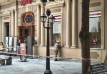 Bomberos sofocaron un principio de incendio en un restaurante en la peatonal Florida, pegado al super VEA