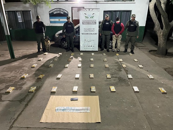 42 kilos de cocaina en Chalican