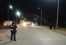 Dos hombres heridos tras ser embestidos por una camioneta que se fugó en Metan