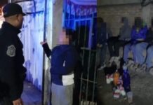 Cayó la Policía y desbarató una fiesta clandestina en Barrio Autódromo