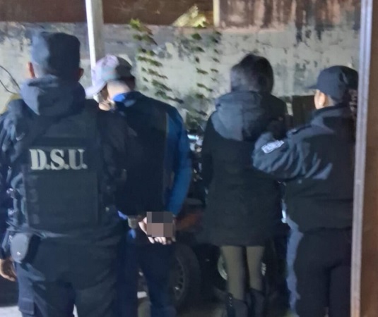 pareja de ladrones