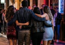 Boliviano salió con tres mujeres de un boliche en Orán y terminó sin sus ahorros