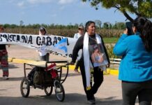 Tuvo que caminar 400 km, para lograr que la causa por la muerte de su hija sea investigada por la justicia