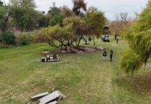 La Municipalidad limpió la plaza ubicada al costado del puente del Río arenales en la Paraguay