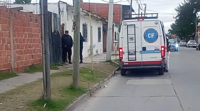 una pewrsdona muerta en maria ester