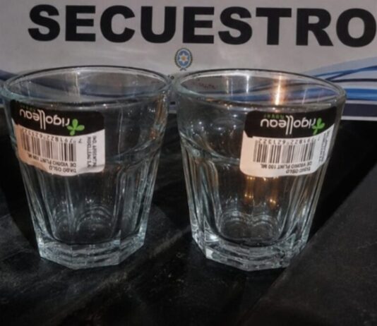 Detuvieron a un joven por robar 2 vasos de un comercio en pleno centro salteño