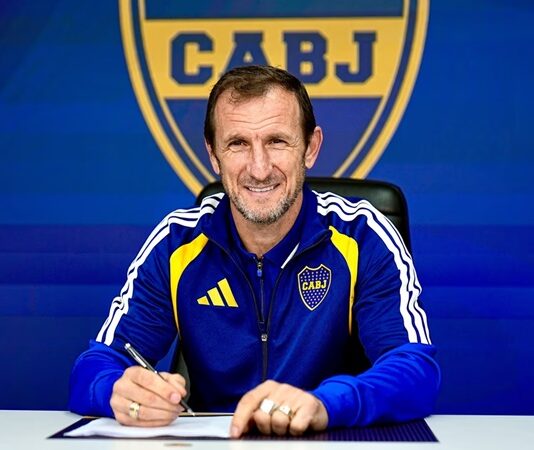 Boca jugará esta noche en Salta ante Athletico Paranaense en la primera prueba visible del ciclo Arruabarrena