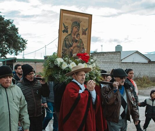 Villa Beba celebró a Nuestra Señora del Perpetuo Socorro con una multitudinaria fiesta patronal en R° de la Frontera