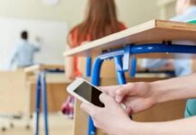 Debate abierto por los celulares en las escuelas: 11 jurisdicciones argentinas avanzan con regulaciones