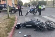 Buscan a un automovilista que huyó tras chocar a un motociclista cerca del estadio Delmi