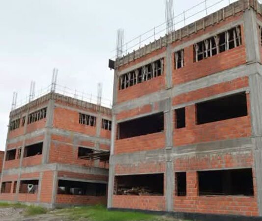 Fatal accidente laboral en Orán: un obrero murió tras caer de un andamio en una obra de la Ciudad Judicial