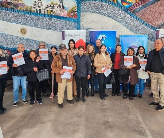 Rosario de la Frontera: más de 50 familias dieron un paso clave para obtener la escritura de sus viviendas