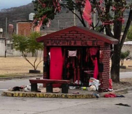 Hallan sin vida a una mujer en un santuario del Gauchito Gil en B° Juan Pablo II
