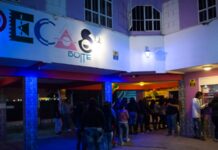 Investigan el robo del arma reglamentaria de un policía tras una violenta pelea en “Pecas”