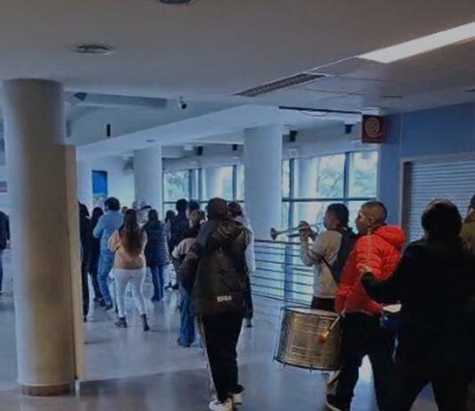 Protesta de empleados en la Ciudad Judicial