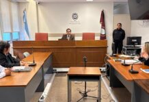 La sombra de la traición en la red: fotografió a su hija de 4 años para la oscuridad de internet y fue condenado