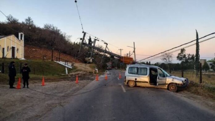 choco contra un poste en la caldera